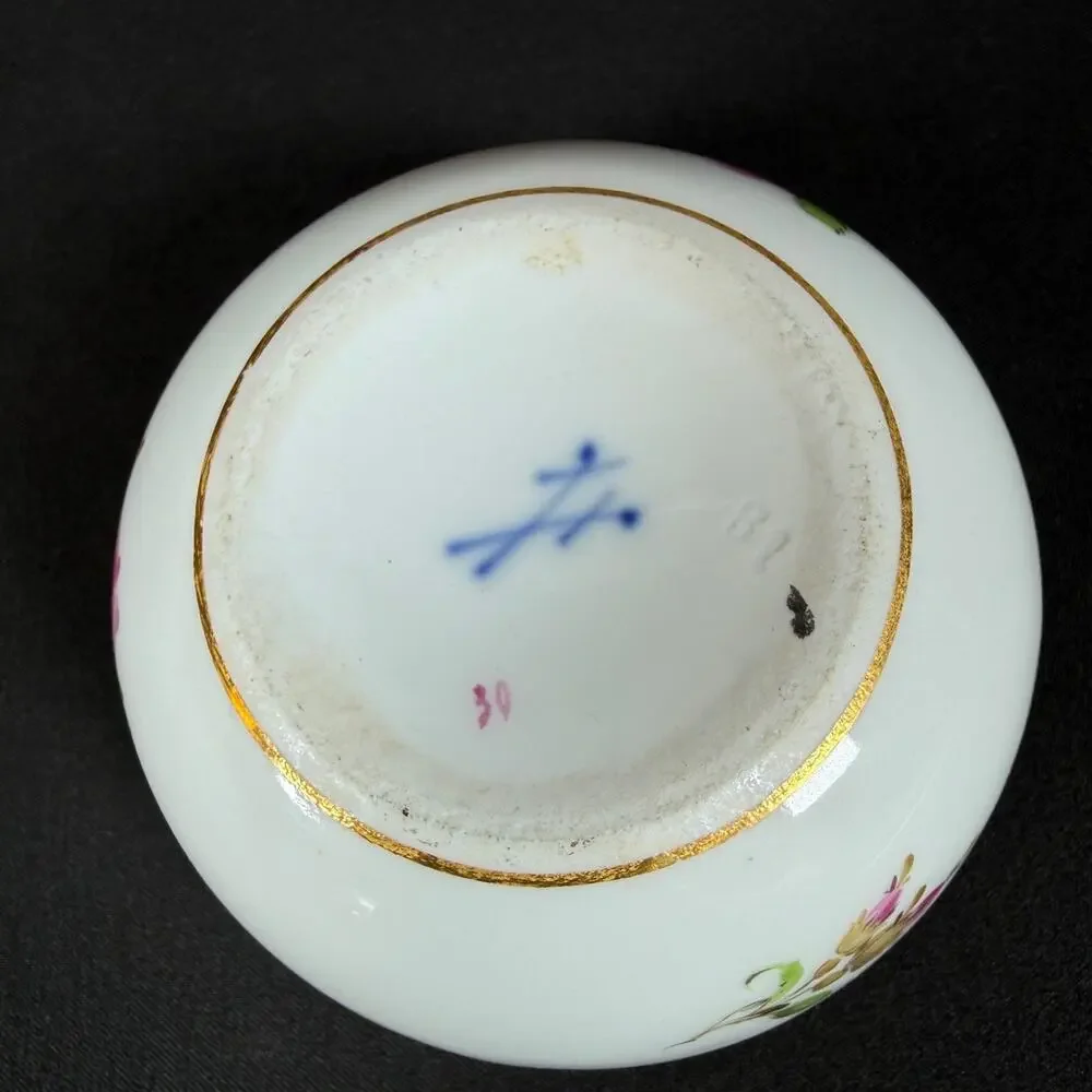 Meissen Antique Porcelain Trinket Box without Lid White Gold Pink Rose Floral 3'